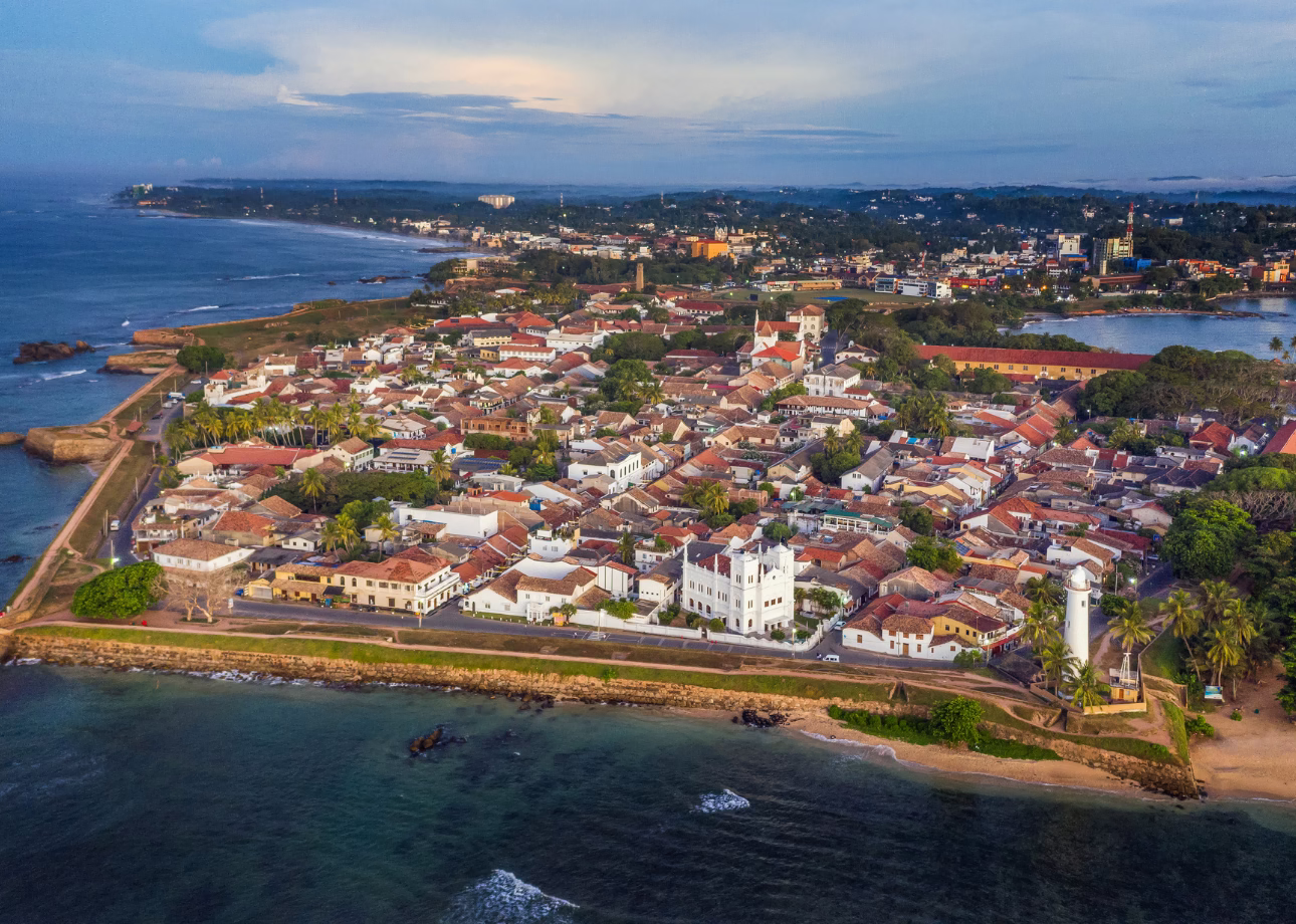 Sri Lanka Private 10-Day Round Tour: Car, Guide, Hotels, Food