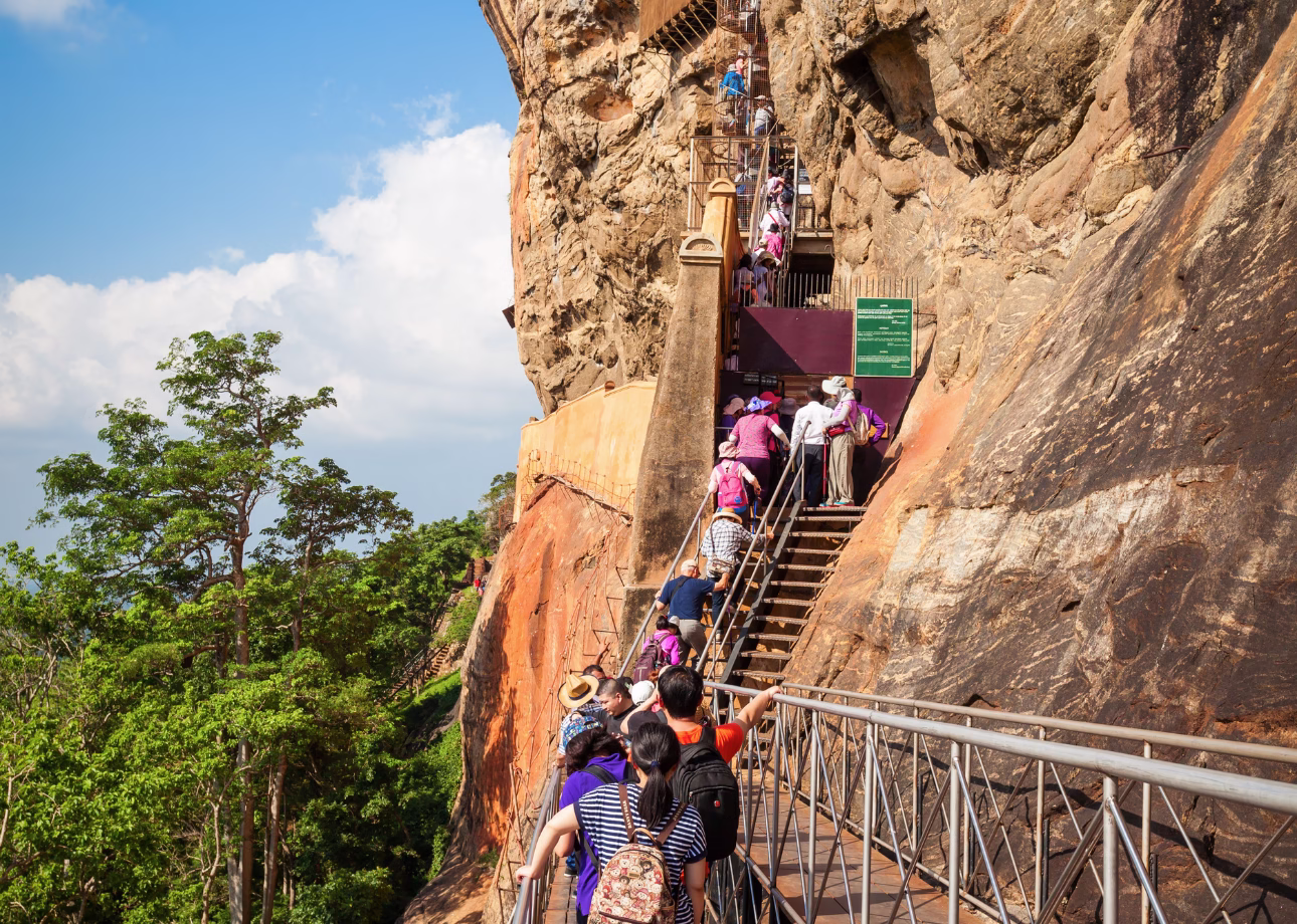 Sri Lanka 5-Day Private Country Side Tour: Car, Hotels, Food